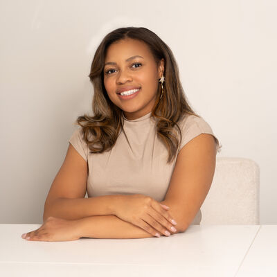 Dr. Tiffany Smart